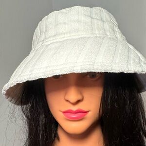 Universal Thread Towel Bucket Hat